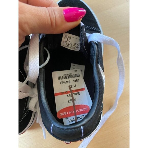 VANS Bnwt "Ward" Low Top Sneakers Boys New Black - Picture 7 of 8